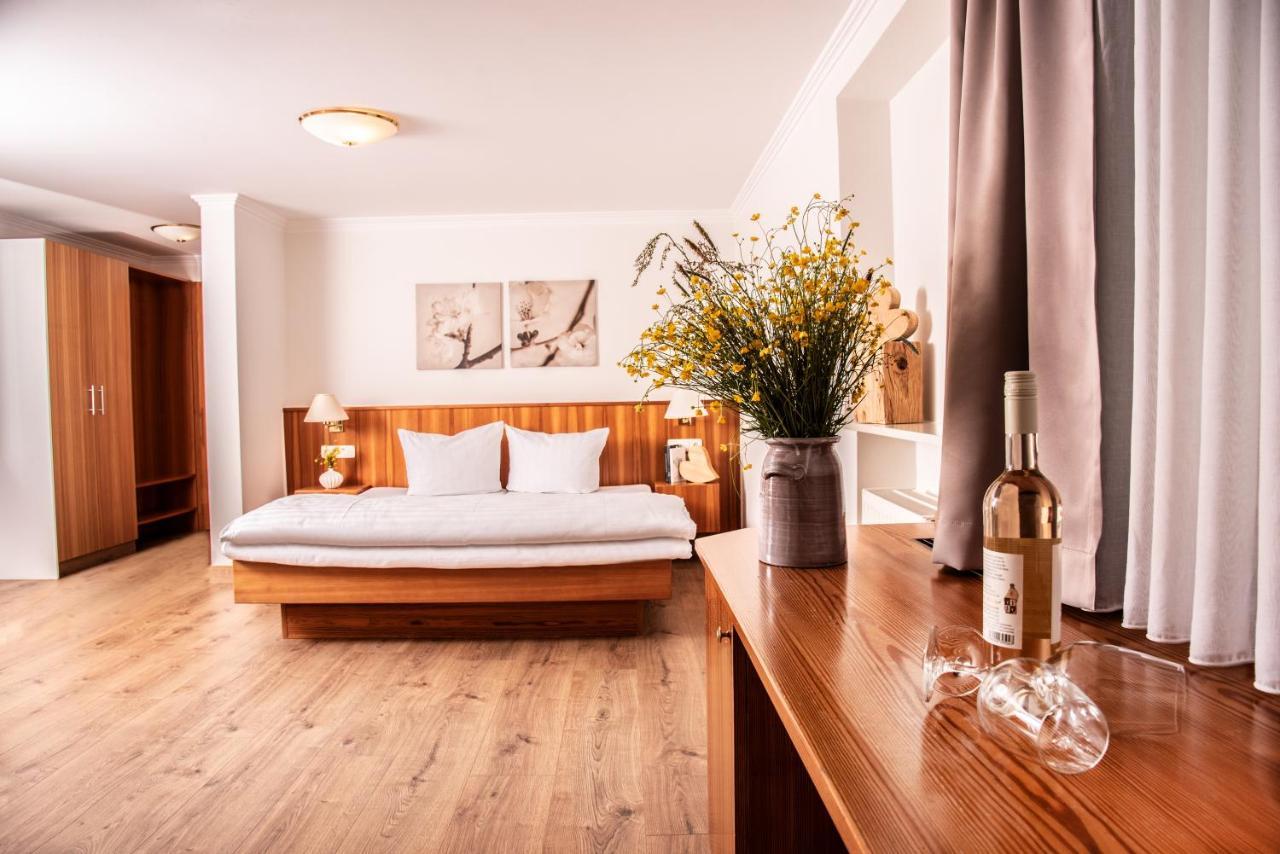 Anetseder Landhotel & Lofts Thyrnau Exterior photo
