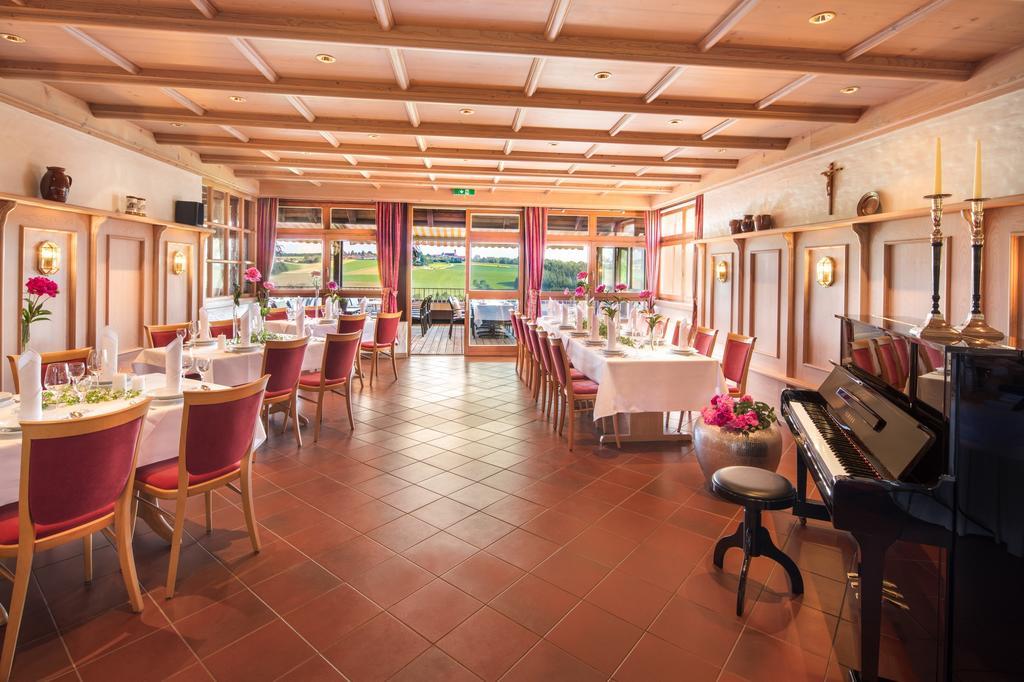 Anetseder Landhotel & Lofts Thyrnau Exterior photo
